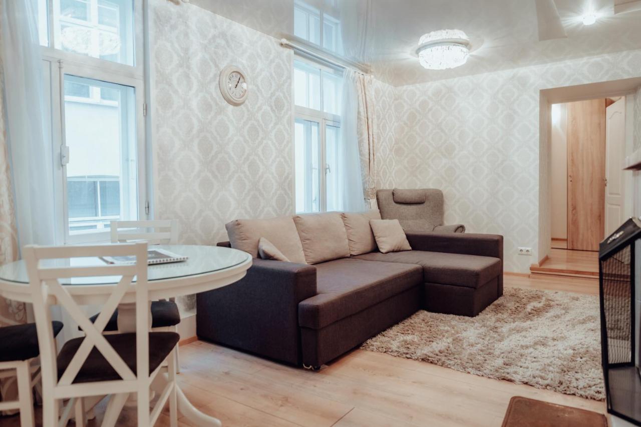 Dream Stay - Spacious 1-Bedroom Apartment In The Old Town 탈린 외부 사진