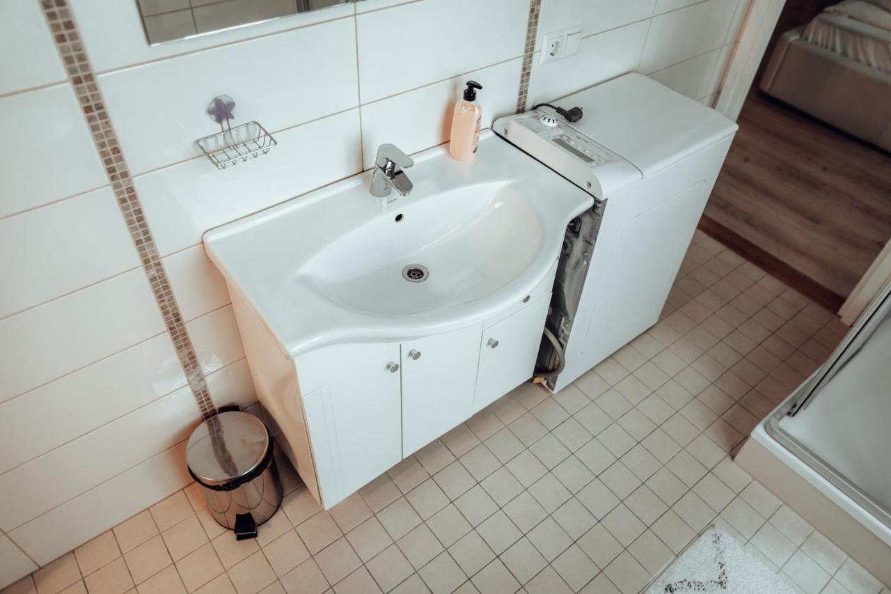 Dream Stay - Spacious 1-Bedroom Apartment In The Old Town 탈린 외부 사진