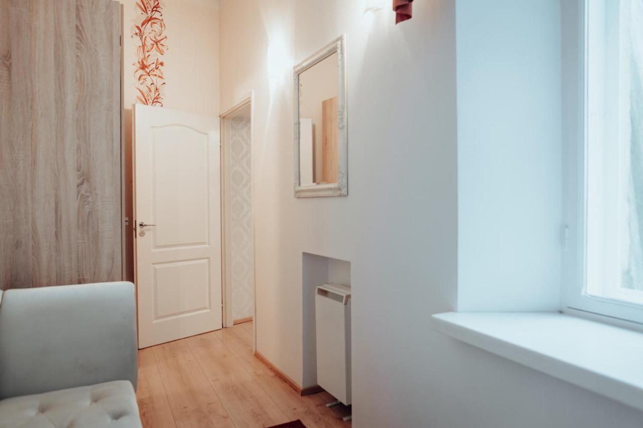 Dream Stay - Spacious 1-Bedroom Apartment In The Old Town 탈린 외부 사진